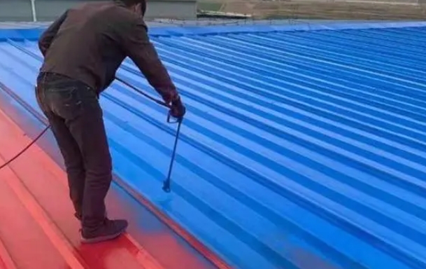 揭秘！為何隨處可見的彩鋼瓦突然遭拆？不拆后果嚴重！